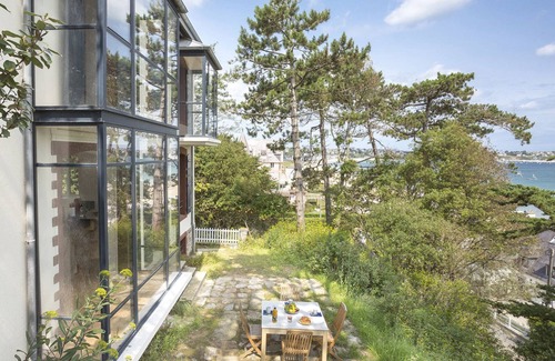 Saint-Cast-le-Guildo Villa | Emeraude, sea view, garden, close to the beach