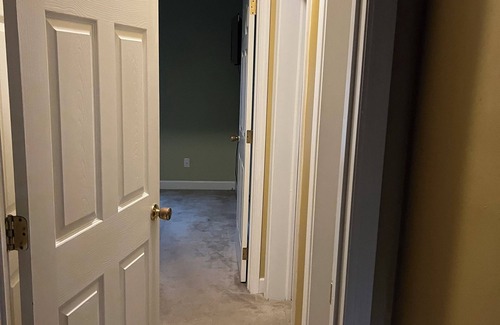 Hardeeville House | Emergency crews this is for you. 2 bedrooms with shared bathroom.