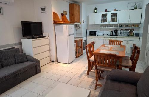 Sarospatak Apartment | Emma vendégház