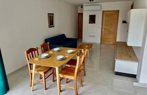 Msida Apartment | Emmnic 9
