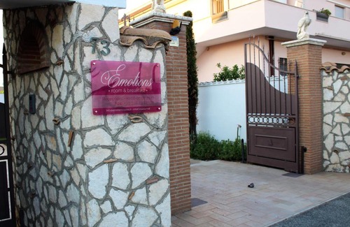 Isola Sacra Bed & Breakfast | Emotions