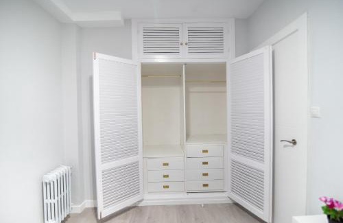 Camino de Ronda Apartment | Emperatriz Deluxe