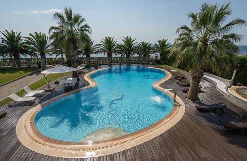 Gerakini Villa | Empyrean Villa