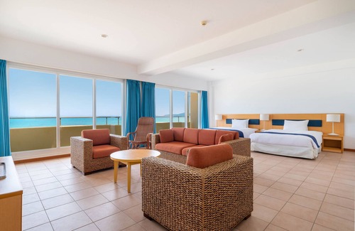 Kumejima Hotel | EN RESORT Kumejima EEF Beach Hotel