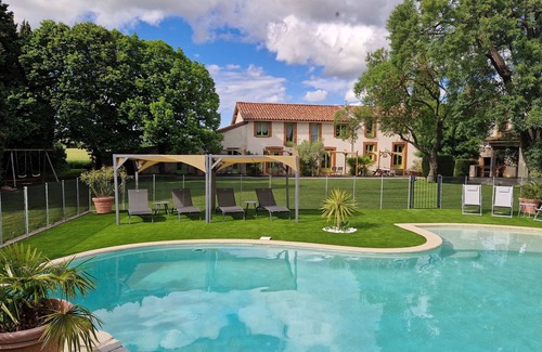 Labastide-d'Anjou Cottage | En Rouger Le Grain d'orge gîte (2 bedrooms, air conditioned, heated pool, sauna)