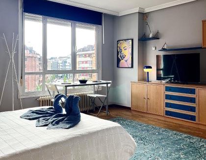 Las Campas y San Claudio Apartment | Encantador estudio en la Florida con plaza de parking