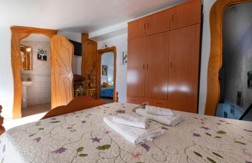 Jimera de Libar House | Encantadora casa de pueblo para 7 pax con gran Terraza