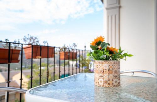 Iznajar Apartment | Encanto en Iznájar con terraza y vistas a la montaña