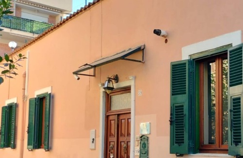 Civitavecchia House | "Enchanted Home" Independent and close to the center of Civitavecchia- Rome