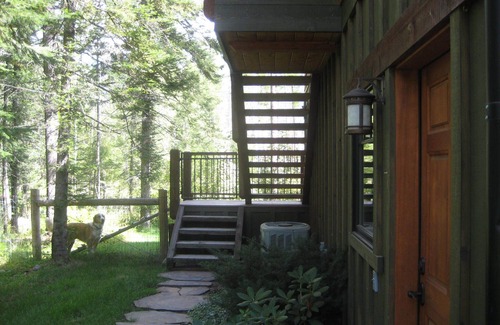 Bigfork House | Enchanted Romantic Get-away Or Small Family Destination