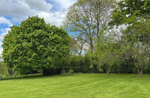 Cour-Maugis sur Huisne House | Enchanting Family House - Experience the French Countryside!
