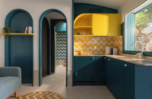 Mergellina House | Enchanting freestanding suite with a fantastic view of the Bay of Naples