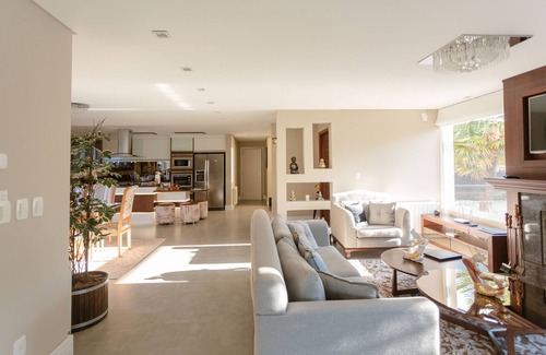 Gramado House | Enchanting Lake View - Gramado