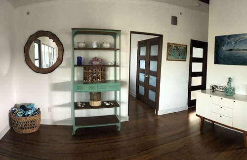 Encinitas House | Encinitas Beach Haus 2BR1BA lovely midcentury modern beach house blocks to ocean