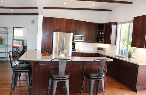 Encinitas House | Encinitas Beach Haus 2BR1BA lovely midcentury modern beach house blocks to ocean