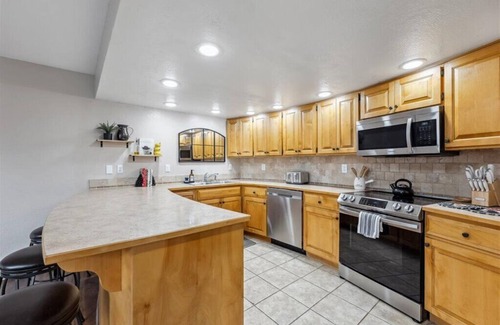 Purgatory Condo | End Unit at Cascade Village - Great Views/EV Charger - 2 Miles to Purg