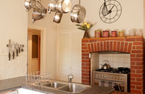 Healesville Cottage | ENDA COTTAGE Self Contained Accommodation