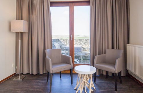 Callantsoog Hotel | Endless Fun in North Sea | 2 Hidden Gem, Steps Away from Beach, Golf & Top Spots