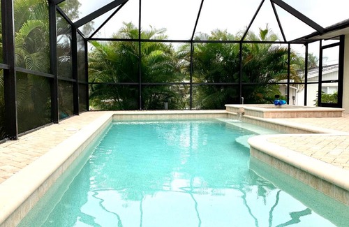 Bay Harbor Estates House | Englewood 1071 Villa Sanddollar Relax and Shop