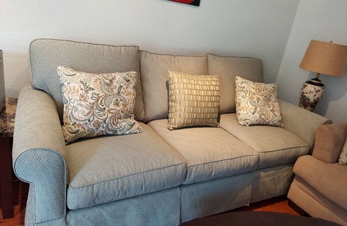 Englewood East House | Englewood Cozy Comfy Home Page B