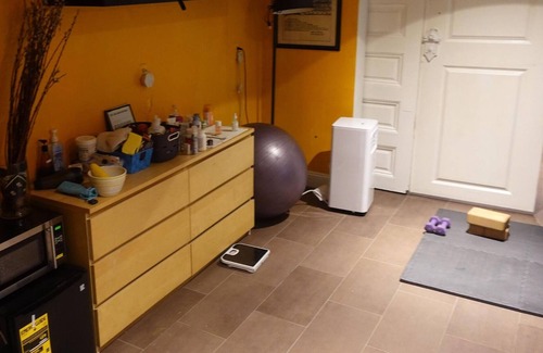 Upper Manhattan Resort | Enhance your mental well-being by booking your next retreat with OASIS7 STUDIO.
