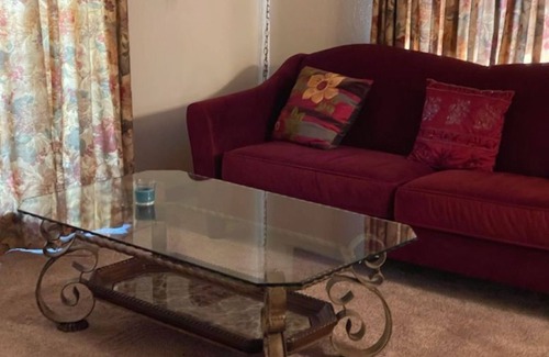 Old Aurora House | Enjoy a Delicious Summer While Staying in this Lovely Home in Enchanting NOLA!