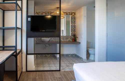 Bogota Hotel | Enjoy a hotel room with breakfast included