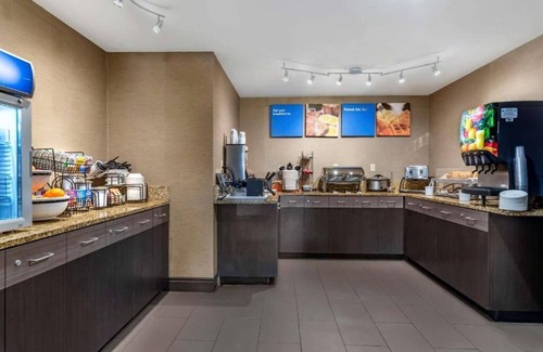 Troutdale House | Enjoy a spectacular setting and a relaxing stay just minutes from Portland