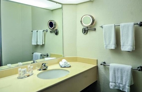 Mishawaka Hotel | Enjoy a thrilling whitewater rafting experience at East Race Waterway! W/ Pool!