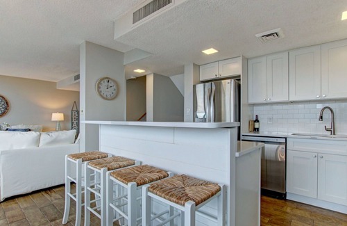 Fernandina Beach Condo | Enjoy breathtaking views of the Atlantic Ocean in this three bedroom three bath villa.