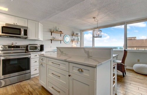 Fernandina Beach Condo | Enjoy breathtaking views of the Atlantic Ocean in this three bedroom three bath villa.
