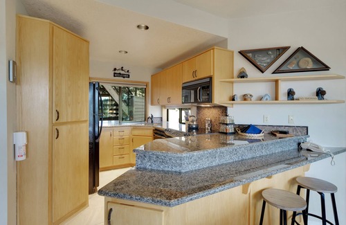 Century West Condo | Enjoy Deschutes River Views from Beautiful 2-Bedroom Mt. Bachelor Village Condo!