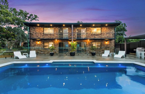 Traviston Apartment | Enjoy exclusive use of this stunning oceanfront property accommodating up to 16.