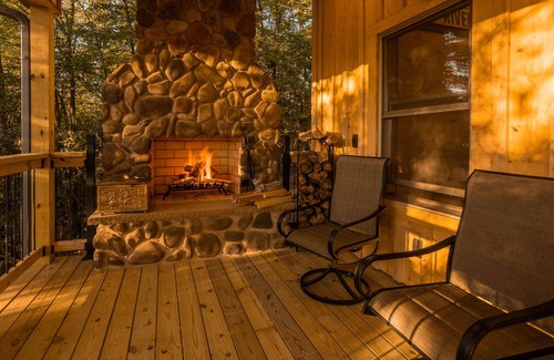 Bristol Cabin | Enjoy Mtn/Rvr Views from Bufflehead Cabin, porch fireplace, 500ft river frontage