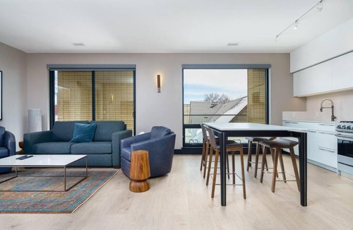 Berkeley House | Enjoy Mtn Views From Our Sprawling Flat W Balcony