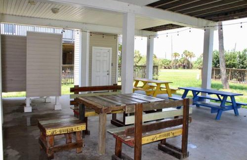 Pirates Beach House | Enjoy Our Ocean Oasis