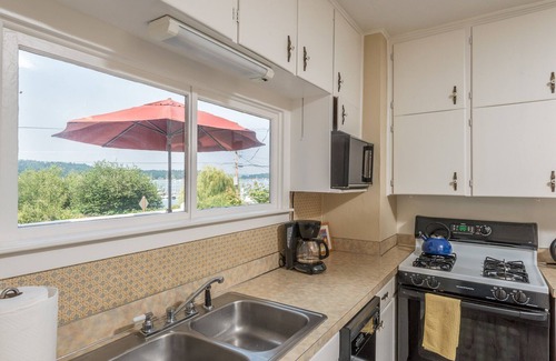 Vashon Island Cottage | Enjoy The Best Of Vashon From The Deck Of The Quartermaster Cottage