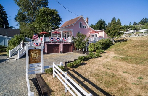 Vashon Island Cottage | Enjoy The Best Of Vashon From The Deck Of The Quartermaster Cottage