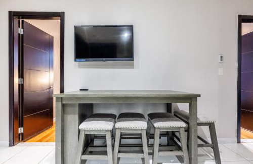 Manhattan Valley Apartment | Enjoy The Easy Access of UWS