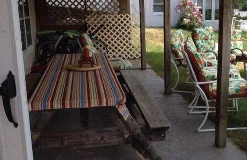 Holland House | Enjoy the Fun of a Lakefront GetAway, While Only Minutes from Local Attractions!