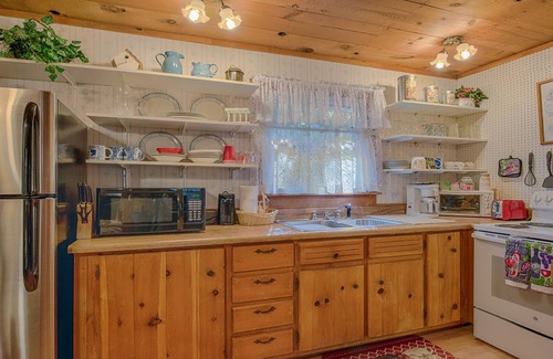 Waynesville House | Enjoy the Peaceful Setting at "Rustic Charm" w/hot tub