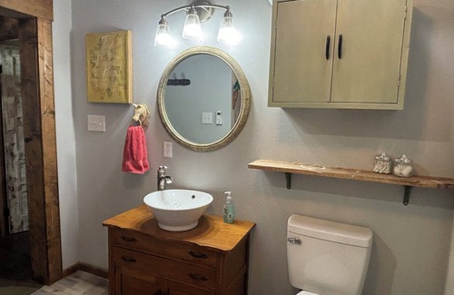 Lincoln Apartment | Enjoy the stars in a peaceful country setting.