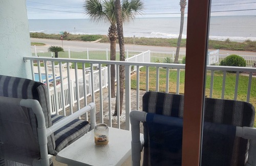 Ormond-by-the-Sea Condo | Enjoy your beach adventure, in a cozy ocean-front condo at Ormond-by-the-Sea.