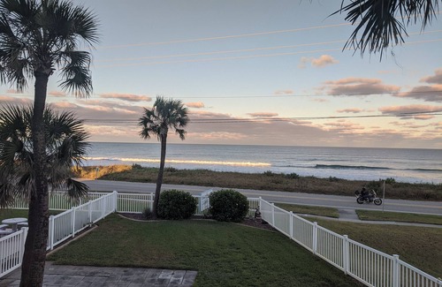 Ormond-by-the-Sea Condo | Enjoy your beach adventure, in a cozy ocean-front condo at Ormond-by-the-Sea.