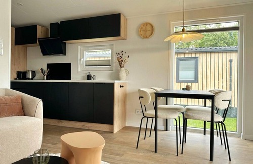 Sint Maarten House | Enjoy your view in this beautiful chalet on the water