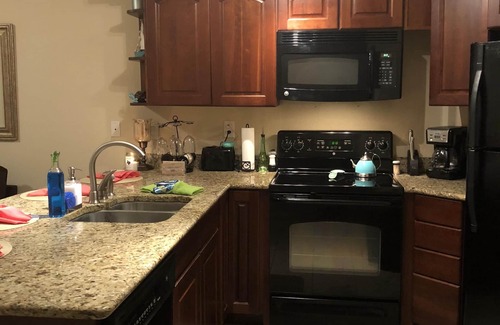 Lago Vista Condo | Enjoy your wonderful vacation at Lakeside Escape