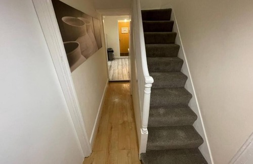 Glyndon Apartment | Enjoyable 1 Bedroom Apartment with Private Garden
