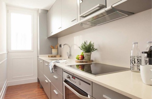 El Born Apartment | Enjoybcn Dali Apartments