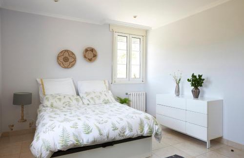 Meis House | Enoturismo Casa de Chantada