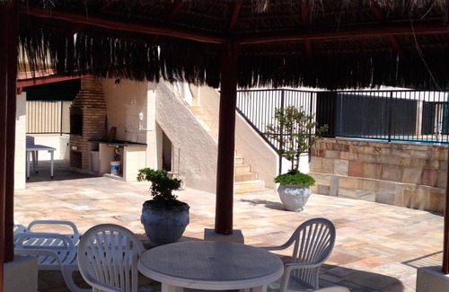 Enseada Apartment | Enseada 3 blocks from the beach, air conditioning, garage, comfort and leisure!